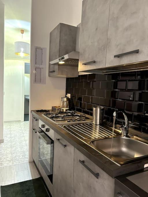 Candelor'S House - Apt & Garden In Gianicolense روما المظهر الخارجي الصورة